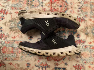 Black On Cloud Running Shoes thumbnail 3