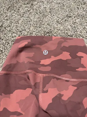 Lululemon Wunder Train High-Rise Crop 23" size 0 thumbnail 4