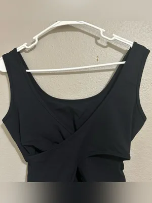 Halara Black U Neck Crossover Yoga Padded Longline Tank Top Women’s Size Small thumbnail 8