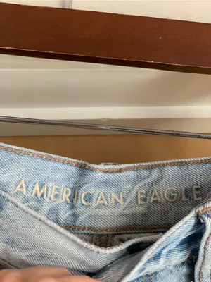American Eagle High-Rise Distressed Light Wash Relaxed Mom Jeans Y2K Grunge thumbnail 2