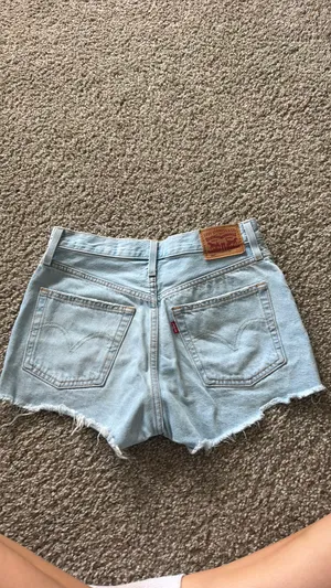Levi’s Shorts 501 thumbnail 3