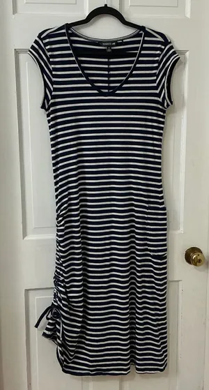Toad&Co Striped Ruched Midi Dress M Blue Organic Cotton Coastal Nautical Preppy thumbnail 1
