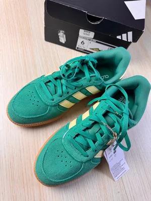 Adidas Women's Green Breaknet Sleek Low Profile Sneakers Sz 6 New in Box thumbnail 2