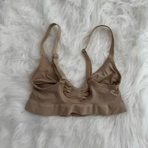 Skims Seamless Sculpt Bralette Clay Size Small thumbnail 6