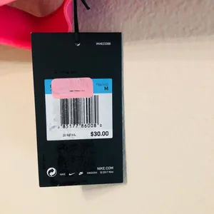 NWT  Sports Bra.Size: M thumbnail 4
