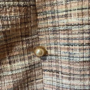 Pink Lily Tweed Mini Skirt faux pearl button detail women’s size M thumbnail 4