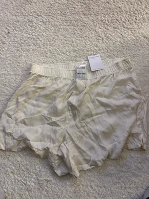 NWT Calvin Klein Pure Sheen Pajama Shorts in white. Size XL thumbnail 5