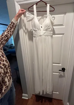 Lulus White formal dress thumbnail 2
