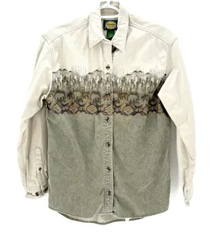 Cabela’s vintage cotton Button Up cabin native southwest bear women’s size M thumbnail 1