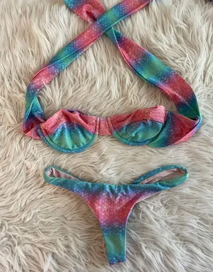 Moana Bikini Rare  Set thumbnail 1