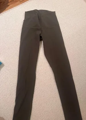 TNA Aritzia Leggings thumbnail 1