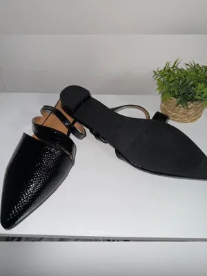 Trary Black Pointed Toe Slip thumbnail 2
