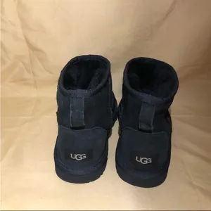 Ugg Classic Mini II Boots in Black thumbnail 8
