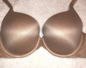 Victoria's Secret T Shirt Bra Nude Adjustable Size 32DD Excellent Condition thumbnail 1