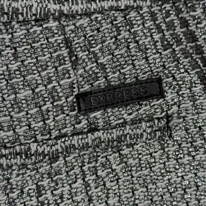 Express Tweed Shorts Women 6 Silver Metallic Black Pockets Cuffed‎ Lined Party thumbnail 4