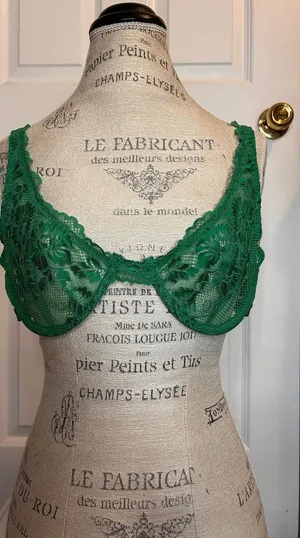 Green Lace Bra with Strappy Siding Size L thumbnail 1