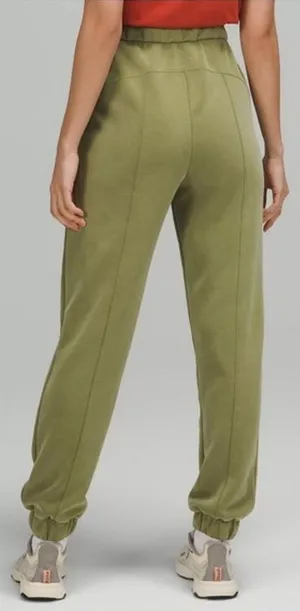 Lululemon Relaxed High Rise Pant Bronze Green Jogger Size 2 thumbnail 2