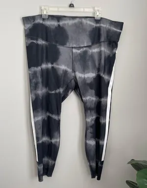 Dri-Fit Tie Dye Leggings 3X thumbnail 1