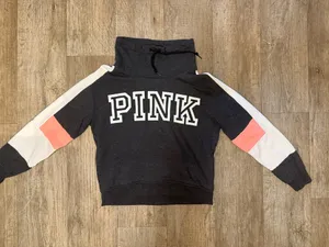 Victoria's Secret PINK Pullover Hoodie thumbnail 2