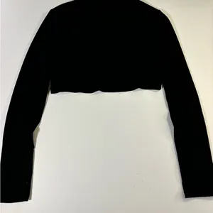 Black Long Sleeve Crop Top thumbnail 1