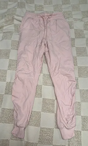 Lululemon Beyond‎ the Studio Jogger
Feather Pink size 8 thumbnail 1