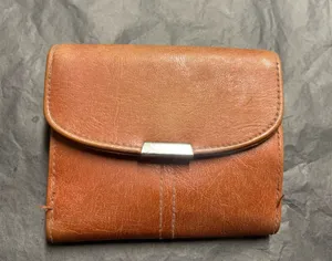 Vintage Classic Brown Leather Wallet thumbnail 1