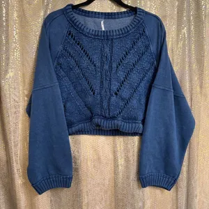 Free People Navy Blue Sweetness Sweatshirt Cropped Knit Slouchy Large thumbnail 1