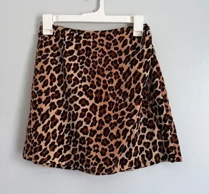 Vintage Newport News Leopard Print Skort Size 4 Y2K thumbnail 1