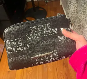 Steve Madden clutch / wallet thumbnail 1