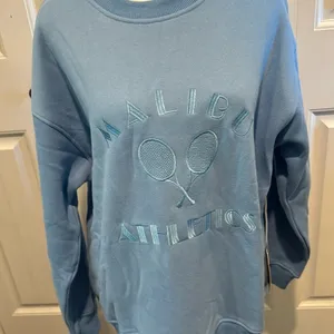 Bailey Rose Medium Embroidered‎ “Malibu Athletics” Blue Crewneck Pullover thumbnail 4