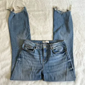 Zara Light Wash High Rise Flare Jeans Women's Size 4 thumbnail 2