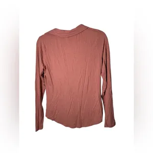 Steve Madden Ribbed Button Front Long Sleeve Top‎ Ruched Front Mauve Size M thumbnail 7