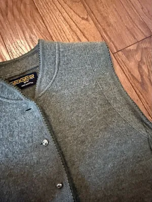 Kurt Geiger vintage 100% wool olive green vest 42/12 thumbnail 7