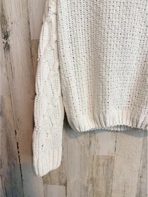 Aeropostale Women’s Medium White Chenille Cable Knit Sweater thumbnail 13
