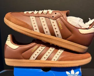 Women’s Adidas Samba OG 8.5W thumbnail 1