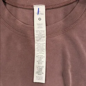 lululemon athletica Women’s 2 Mauve color Crop Top thumbnail 2