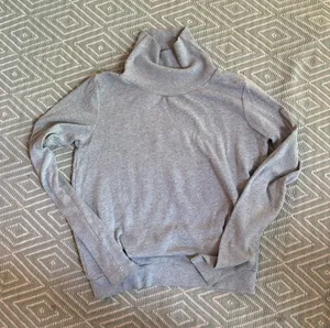 Alo Yoga Turtleneck thumbnail 1