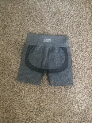 PINK Victoria's Secret Gray and Charcoal Seamless Bike Shorts thumbnail 3