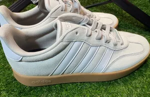 Adidas Barreda cream and white. Men’s 9, women’s 10 thumbnail 1
