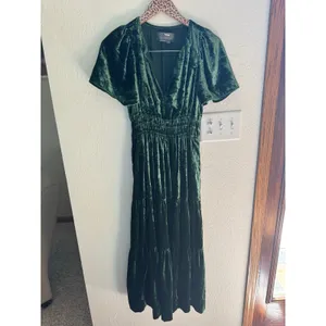 ANTHROPOLOGIE The Somerset Maxi Dress in Green Velvet Size Small Petite thumbnail 3
