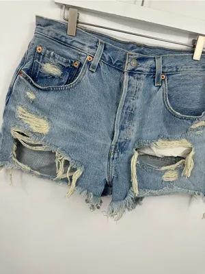 Levi's 501 Distressed Button Fly High Waisted Denim Shorts Size 31 Boho thumbnail 3