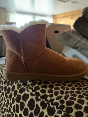 UGG Boots Women’s thumbnail 4
