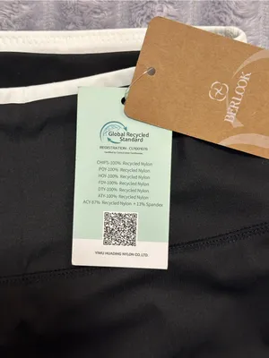 BERLCOK Black High-Waisted Leggings with White Trim — Size S — NWT thumbnail 7