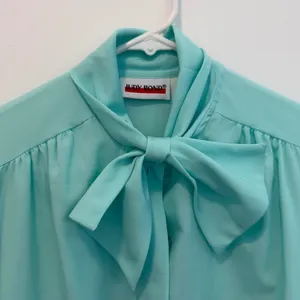 Judy Bond Vintage Women's Size 10 Aqua Bow Blouse Long Sleeve Button Up thumbnail 3