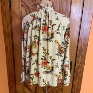 Entro Boho Floral Peasant Blouse Cream Bird Print Tassel Tie Top thumbnail 9