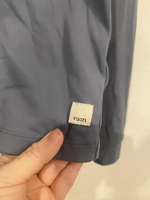 Vuori Studio Half Zip Long Sleeve Crop Top Womens Large Blue Athletic thumbnail 4