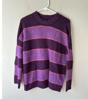 aerie sweater thumbnail 1