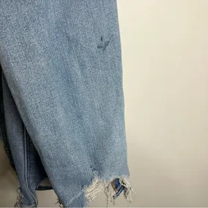American Eagle destroyed mom jeans light wash‎ women’s size 4 long trendy casual thumbnail 10