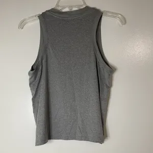 VUORI gray crew neck workout athletic tank top size medium thumbnail 3