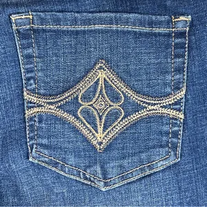 Wrangler Size 8 Medium Straight Leg Medium Blue Denim Wash Jeans w/5 Poc… thumbnail 10